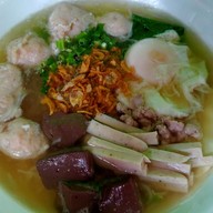 ก๋วยจั๊บญวนไทอุบล & อาหารตามสั่ง