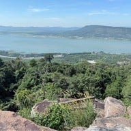 ผายายเที่ยง