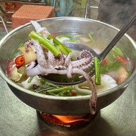 เมนูของร้าน จูเนียร์ ก๋วยเตี๋ยวปลา