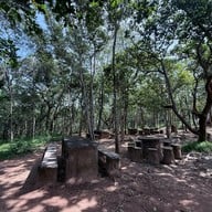 ผายายเที่ยง