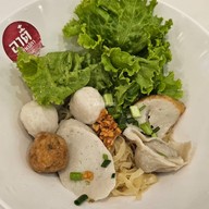 เมนูของร้าน อาตี๋ลูกชิ้นปลา-ก๋วยเตี๋ยวลูกชิ้นปลาไม่ใส่สาร อาตี๋ลูกชิ้นปลา