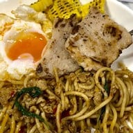 Ñam Ñam Pasta & Tapas อาร์คิว 49