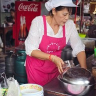 ก๋วยเตี๋ยวเต่า บะหมี่ทำเอง
