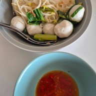 เมนูของร้าน ก๋วยเตี๋ยวเย็นตาโฟ เจ๊จู