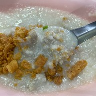 เมนูของร้าน โจ๊กเจ้าเก่าเฮียเกรียงท่าน้ำศิริราช(ซอยวังหลัง 3) ท่าน้ำศิริราช