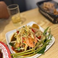 เมนูของร้าน ตำแรด