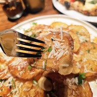 PST Bangkok (Pizza Studio Tamaki)