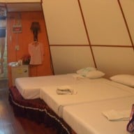 บรรยากาศ ทองสมบูรณ์คลับ