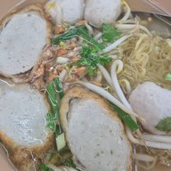 เมนูของร้าน ก๋วยเตี๋ยวเย็นตาโฟ เจ๊จู