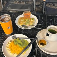 ชาชักโกอิน โรตีเนยสด โทสต์คาราเมล กือโป๊ะ @สุขสมาน