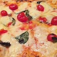 PST Bangkok (Pizza Studio Tamaki)