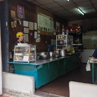 บรรยากาศ ข้าวแกงกะหรี่หมู ข้าวสตูลิ้นหมู