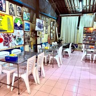 บรรยากาศ ข้าวต้มลูกนก อาหารตามสั่ง