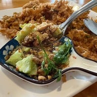 เมนูของร้าน ครัวชุติกาญจ์ บ้านโป่ง