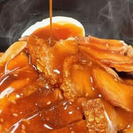 ยุ้ยกี่บะหมี่ราชวิถี (เส้นนุ่ม หอมไข่) ตรงข้ามองค์การโทรศัพท์สามเสน