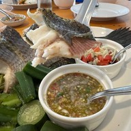 เมนูของร้าน ครัวชุติกาญจ์ บ้านโป่ง