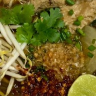KN Good food ต้มเส้นสุดแซ่บ หมี่ไก่ฉีก หมี่คลุก