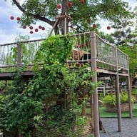 บรรยากาศ แกะ กะ บัว ฟาร์มคาเฟ่ & เรสเตอร์รองค์