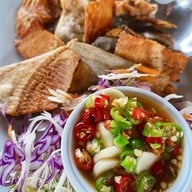 ตะเกียงไทย