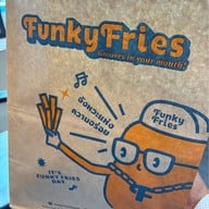 Funky Fries โลตัสบางบ่อ