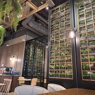 กับข้าวกับปลา Central Embassy