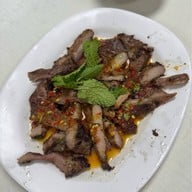 นายโซว ป้อมปราบศัตรูพ่าย