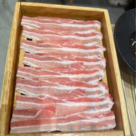 Katei Shabu Charn The Avenue