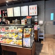 Starbucks เซ็นทรัลพลาซา ปิ่นเกล้า ชั้น 1