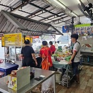 บรรยากาศ ต.รุ่งโรจน์ ลูกชิ้นปลา สุนทรโกษา