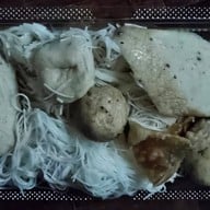เมนูของร้าน ต.รุ่งโรจน์ ลูกชิ้นปลา สุนทรโกษา