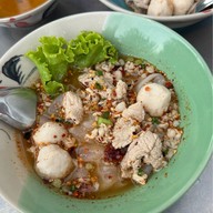 หอมฟุ้ง ก๋วยเตี๋ยวต้มยำ วัดสุทัศน์ (เสาชิงช้า) หอมฟุ้ง ก๋วยเตี๋ยวต้มยำ วัดสุทัศน์ (เสาชิงช้า)
