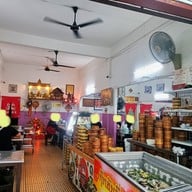 บรรยากาศ กุ๊กชัย ติ่มซำ