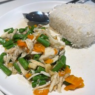 Absara Thai Bistro Est.1977 สำราญราษฏร์