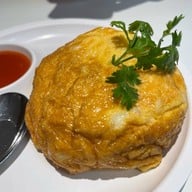 Absara Thai Bistro Est.1977 สำราญราษฏร์