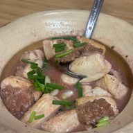 เปี้ยงกี่โภชนา