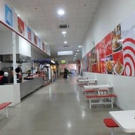 บรรยากาศ GOfe'  Go Wholesale เจริญราษฎร์