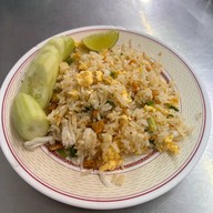 เมนูของร้าน เจ๊เลี๊ยบ สนามเป้า