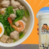Tea, bread, porridge ชาปังโจ๊ก
- ซอยพันทอง