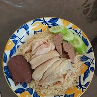 โชคดีผัดไทยโบราณ ท่าช้าง วังหลวง ท่าช้าง วังหลวง