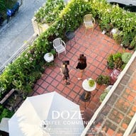 doze coffee community 1