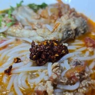 ตรีทองโอชา เสาชิงช้า