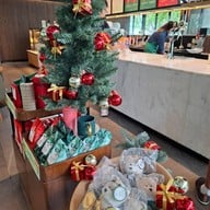 Starbucks เอ็มควอเทียร์ สกาย การ์เด้นท์