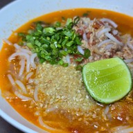 ตรีทองโอชา เสาชิงช้า