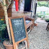 ร้านไส้อั่วยายแก้ว ปัว