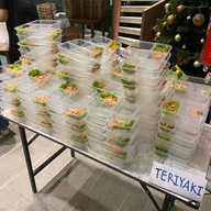 โซ้ย บะหมี่เกี๊ยว & cafe’ -