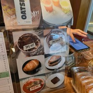 บรรยากาศ Commonly Specialty Coffee Surawong Surawong