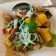 เมนูของร้าน สวนกุหลาบ ซอยอารีย์