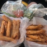 เมนูของร้าน ปอเปี๊ยะทอดเจ้ฮวง ราชบุรี