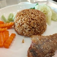 เมนูของร้าน สวนกุหลาบ ซอยอารีย์