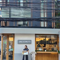 UNI DONUTS นามะโดนัท อโศก